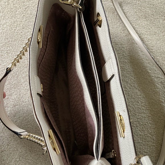 Kate Spade purse - Picture 3 of 4